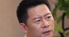 丰满少妇被猛烈